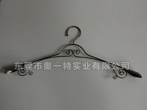 工艺品金属衣架
